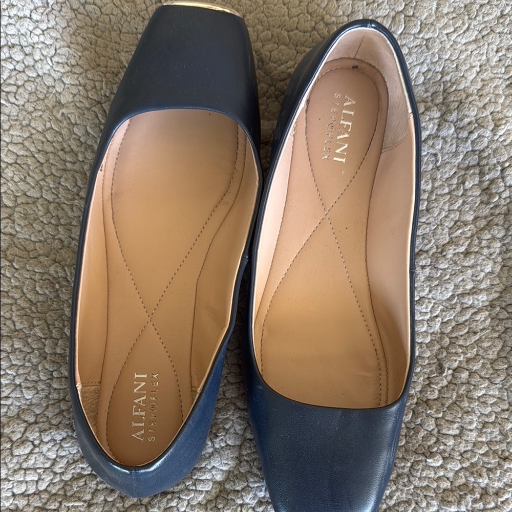 Alfani Women's Black Flats